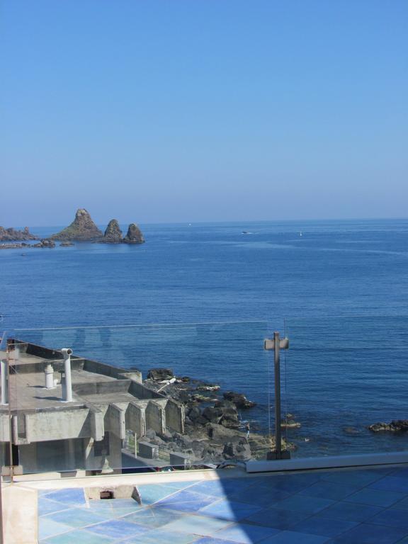 La Terrazza Sul Mare Aci Castello Exterior foto